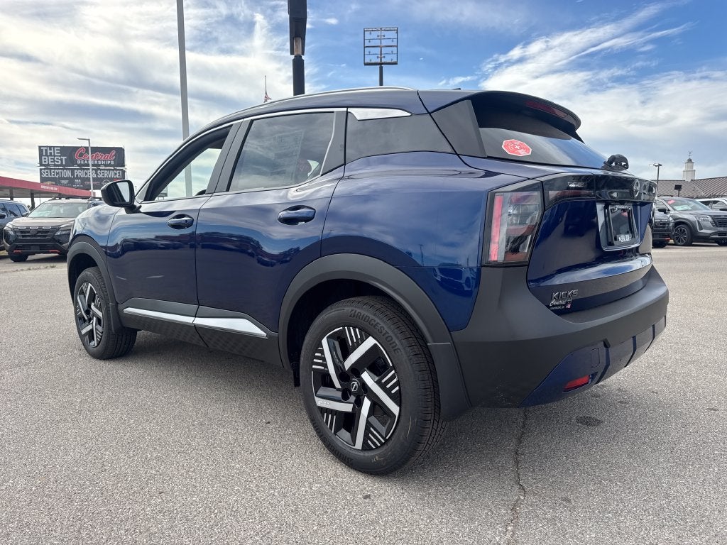 2027 Nissan Kicks SV