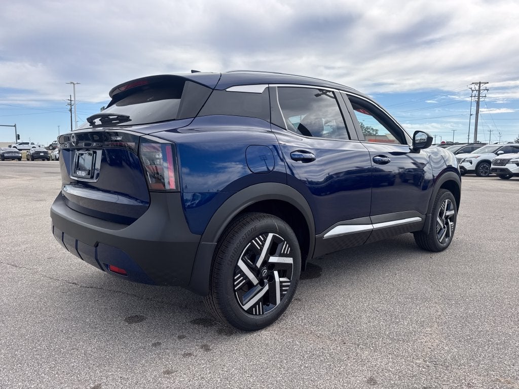 2027 Nissan Kicks SV