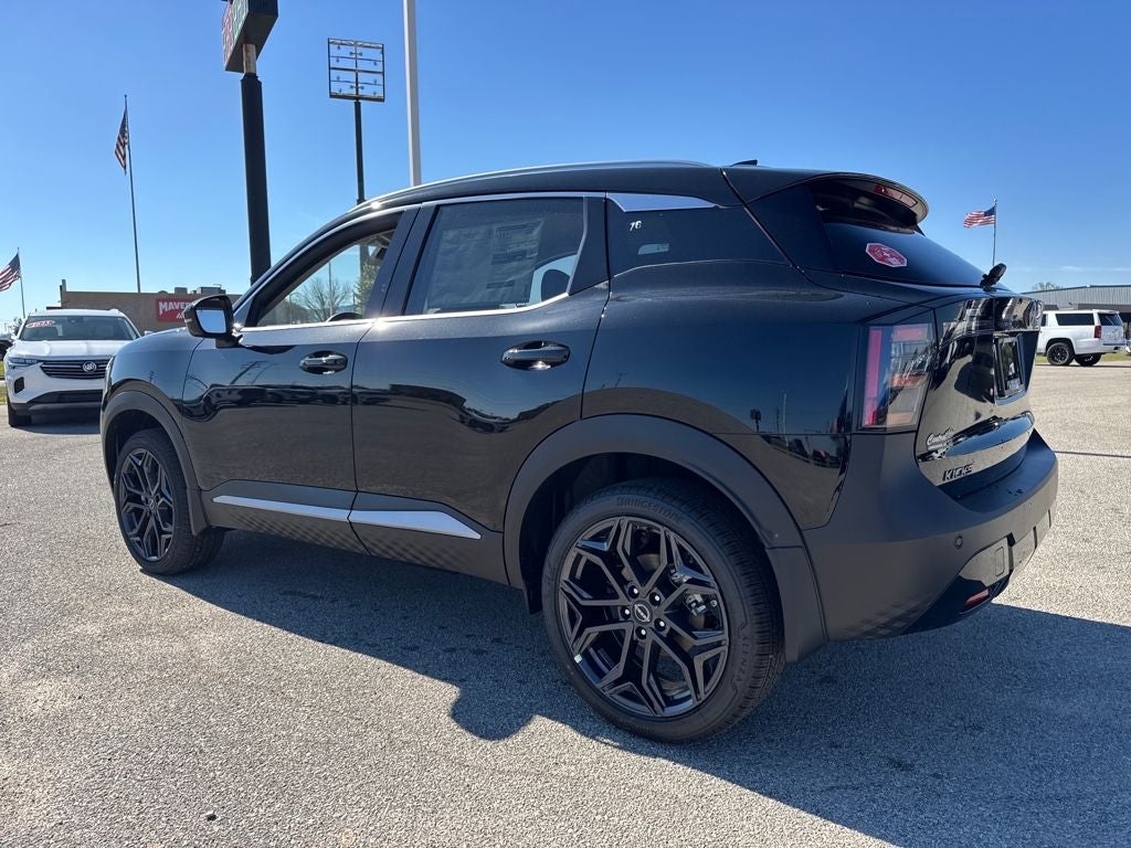 2026 Nissan Kicks SR