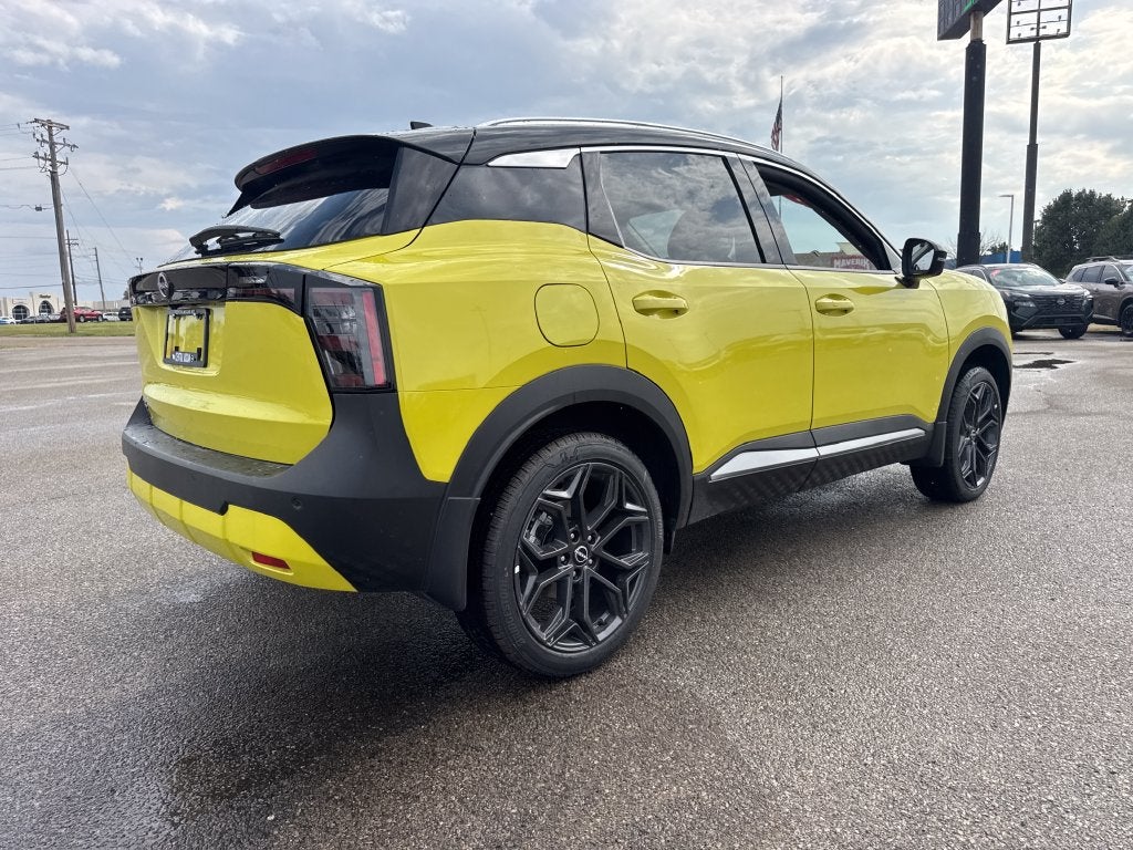 2027 Nissan Kicks SR