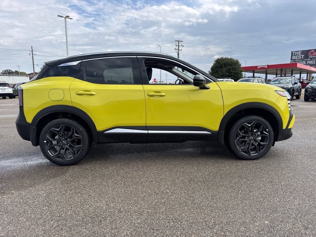 2027 Nissan Kicks SR