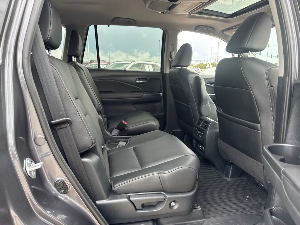 2022 Honda Pilot Touring 7 Passenger