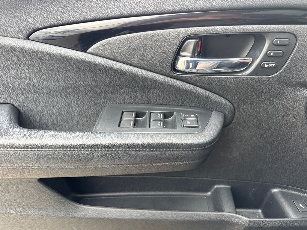 2022 Honda Pilot Touring 7 Passenger