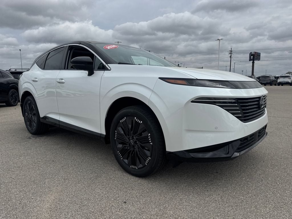 2026 Nissan N/A Platinum