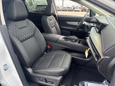 2026 Nissan N/A Platinum