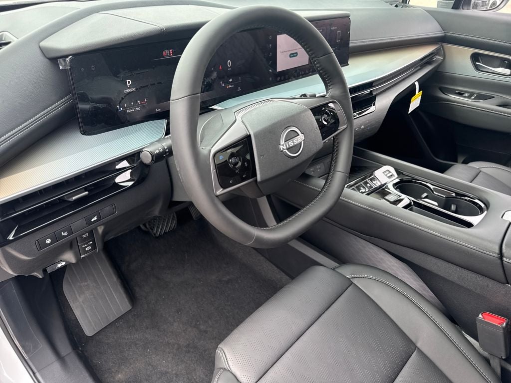 2026 Nissan N/A Platinum