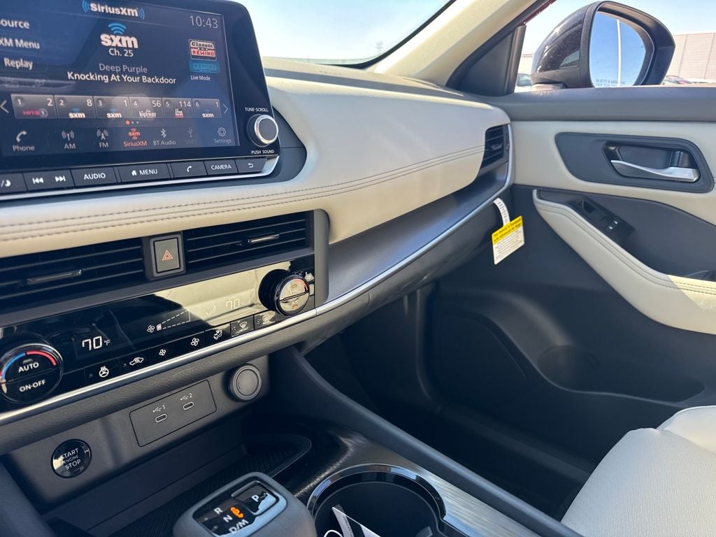 2026 Nissan Rogue Dark Armor™