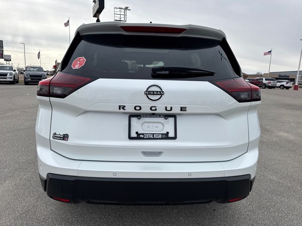 2026 Nissan Rogue Dark Armor™