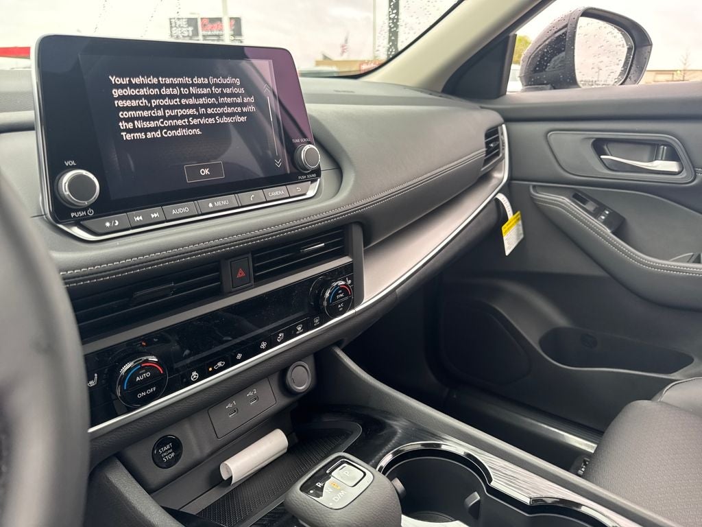 2026 Nissan Rogue Dark Armor™