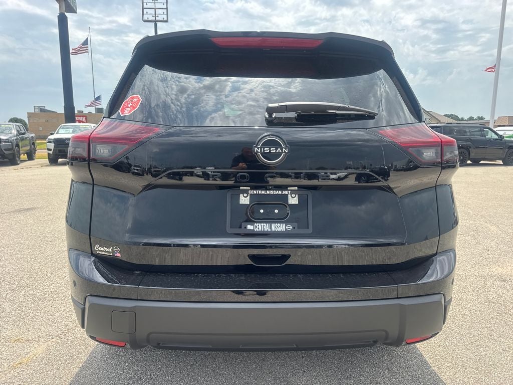 2026 Nissan Rogue Dark Armor™