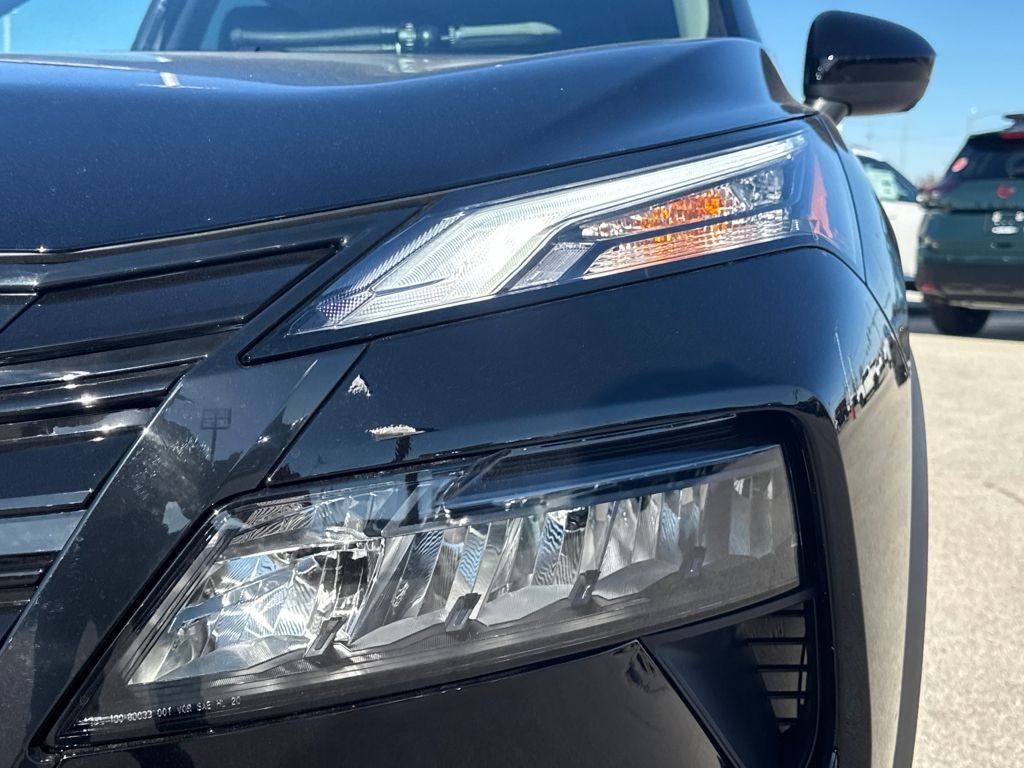 2026 Nissan Rogue Dark Armor™