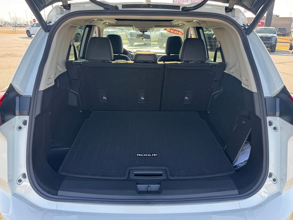 2026 Nissan Rogue Dark Armor™