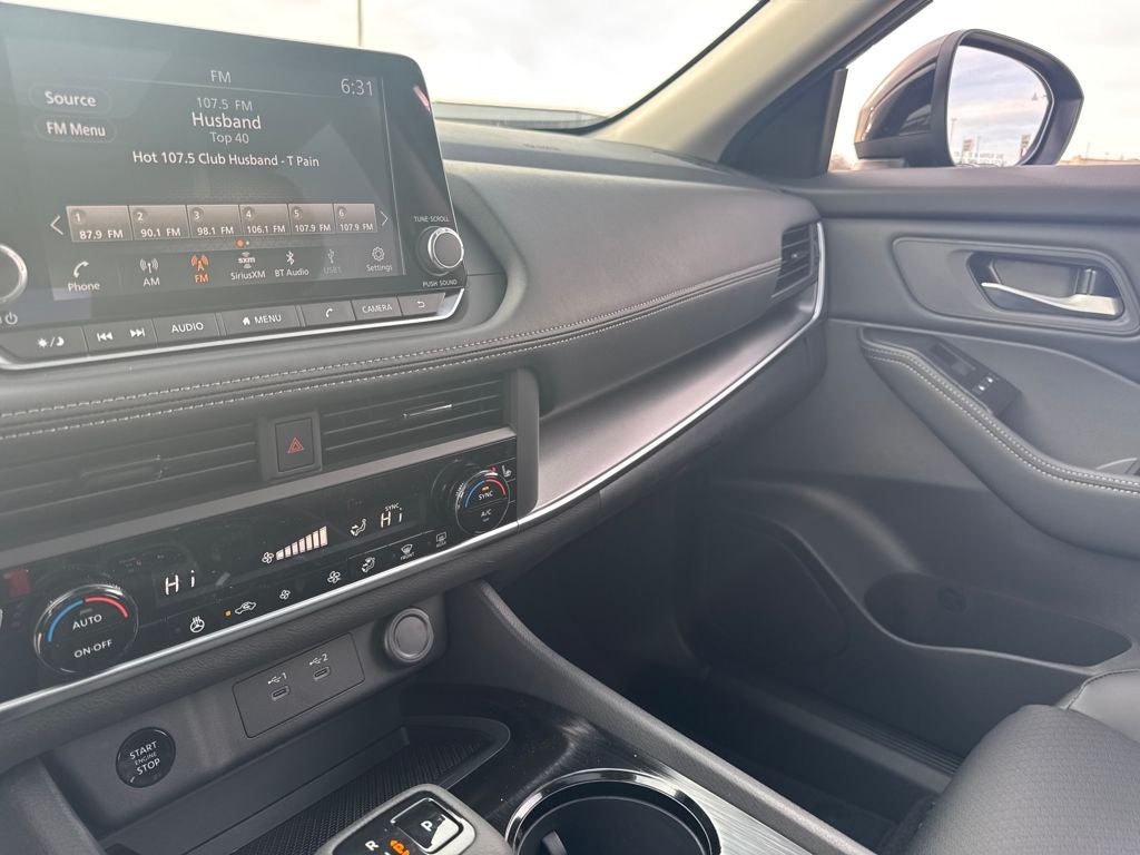 2026 Nissan Rogue Dark Armor™