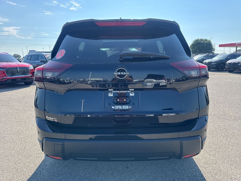 2026 Nissan Rogue Dark Armor™