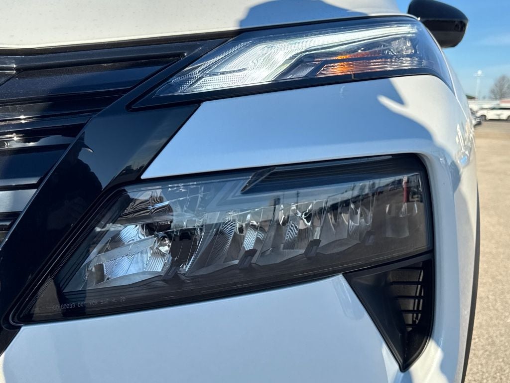 2026 Nissan Rogue Dark Armor™