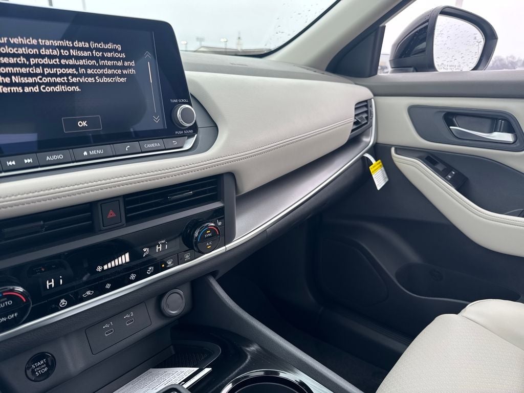 2026 Nissan Rogue Dark Armor™