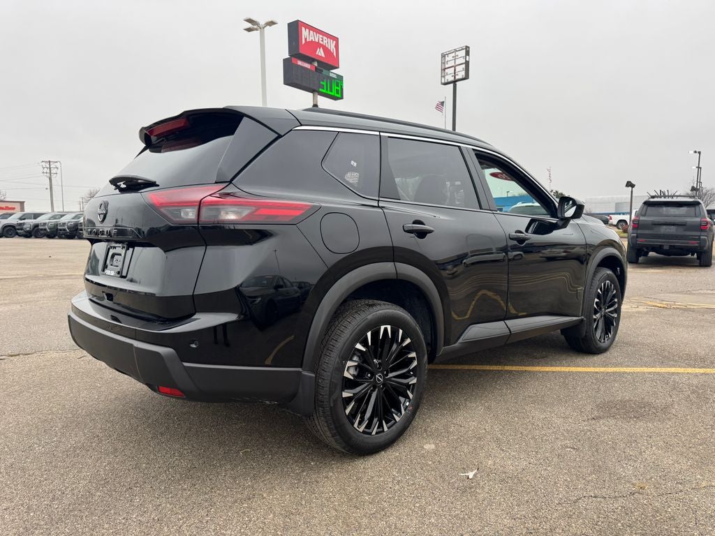 2026 Nissan Rogue Dark Armor™