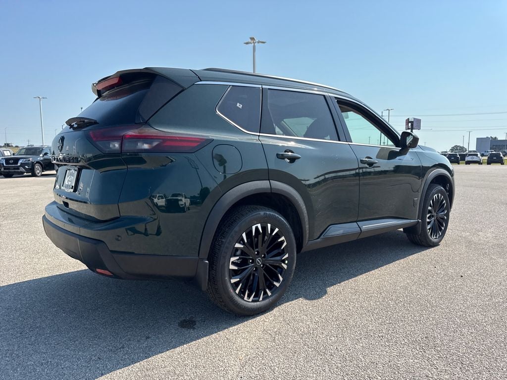 2026 Nissan Rogue Dark Armor™