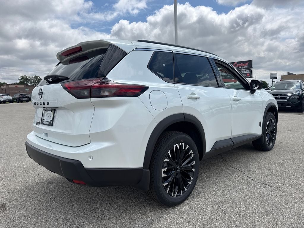 2026 Nissan Rogue Dark Armor™