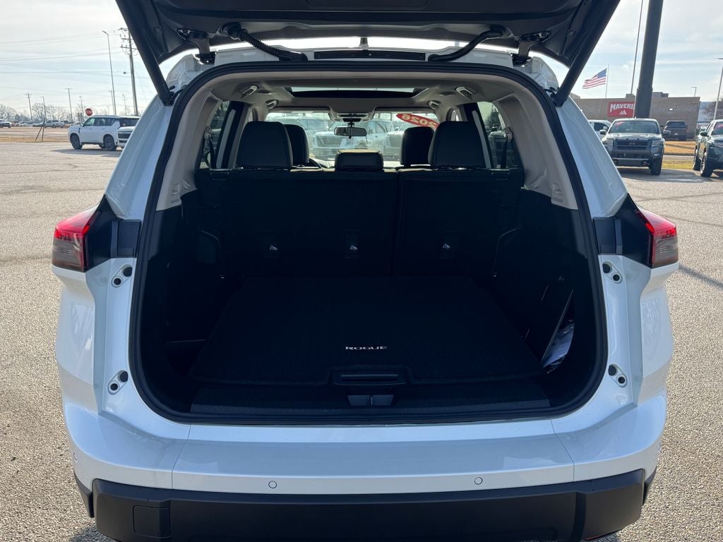 2026 Nissan Rogue Dark Armor™