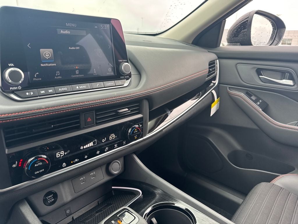 2026 Nissan Rogue Rock Creek®