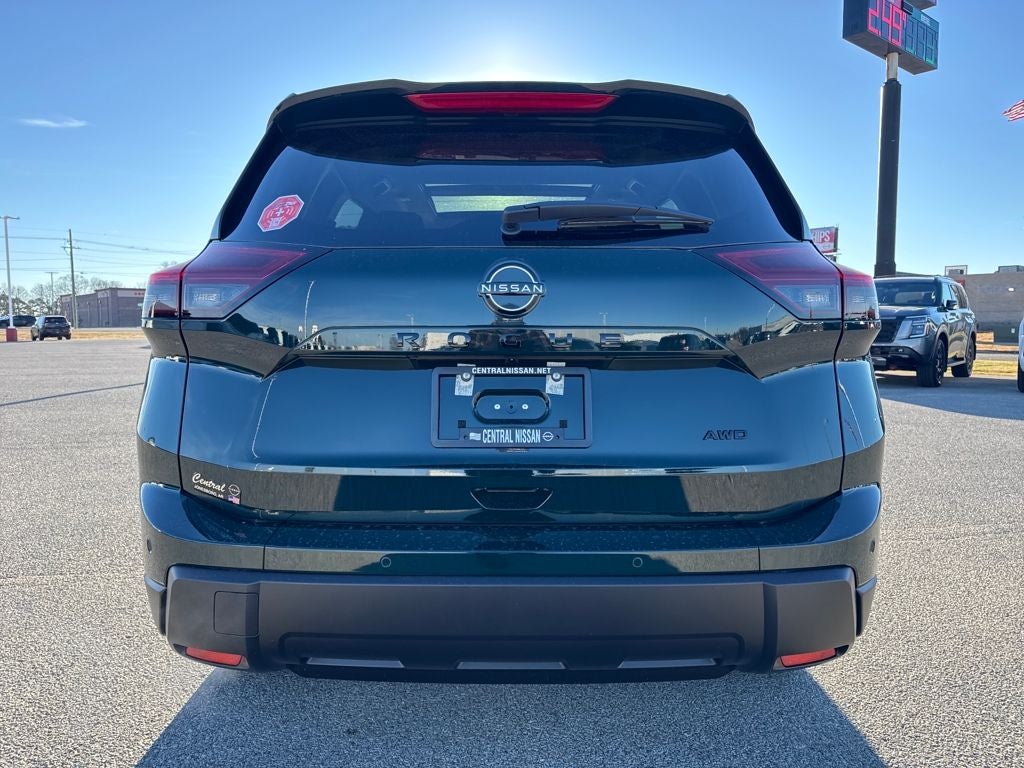 2026 Nissan Rogue Dark Armor™
