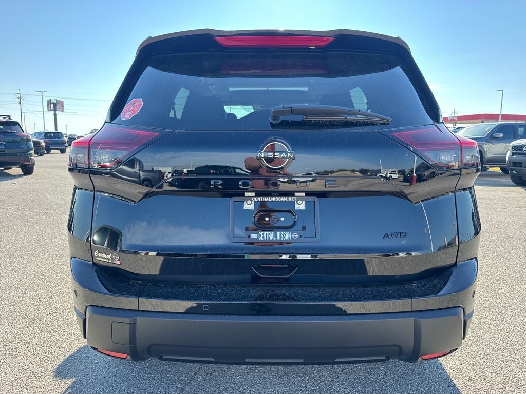 2026 Nissan Rogue Dark Armor™