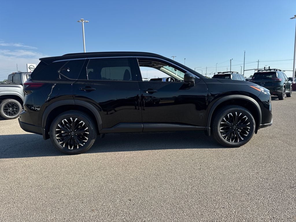 2026 Nissan Rogue Dark Armor™