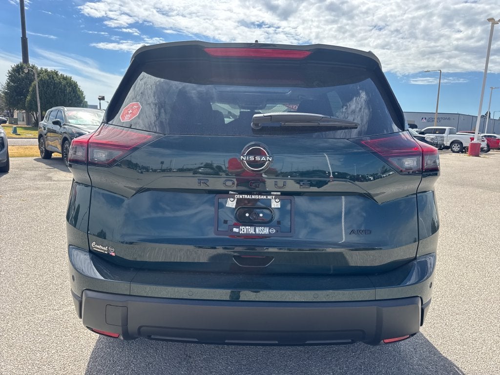 2026 Nissan Rogue Dark Armor™