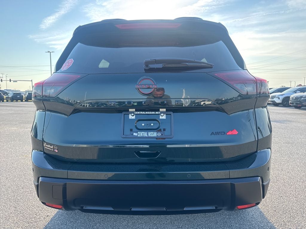 2026 Nissan Rogue Rock Creek®