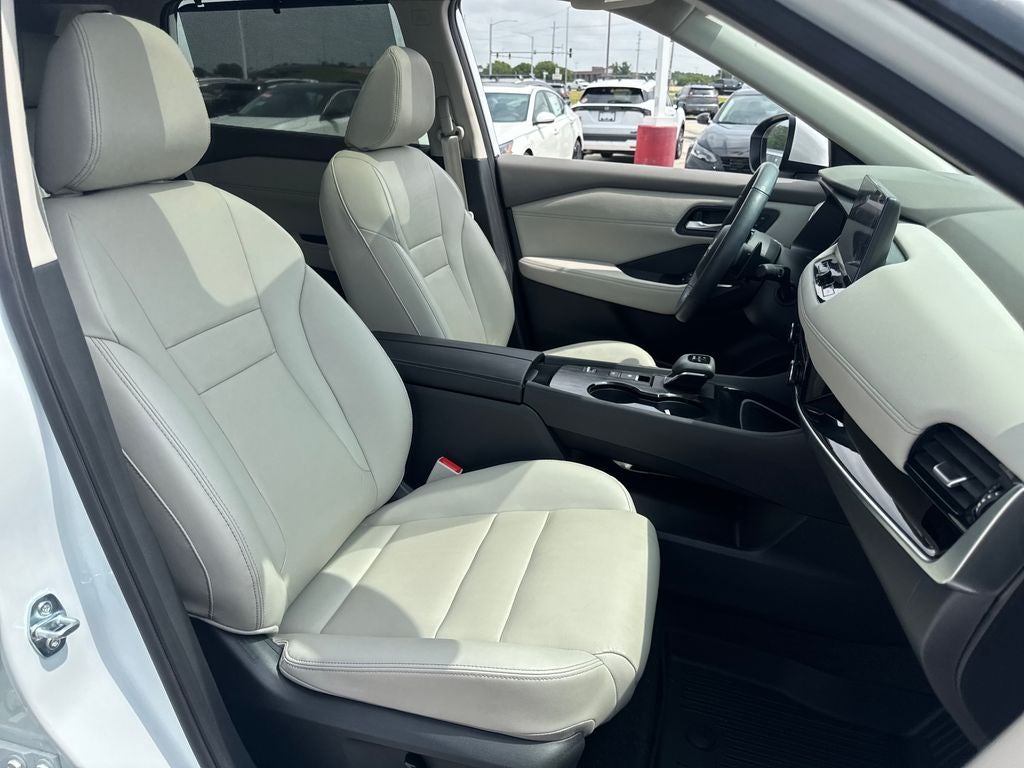 2024 Nissan Rogue SL