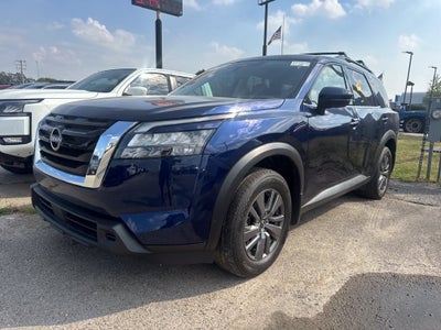 2025 Nissan Pathfinder SV