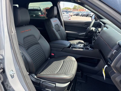 2026 Nissan Pathfinder Rock Creek®