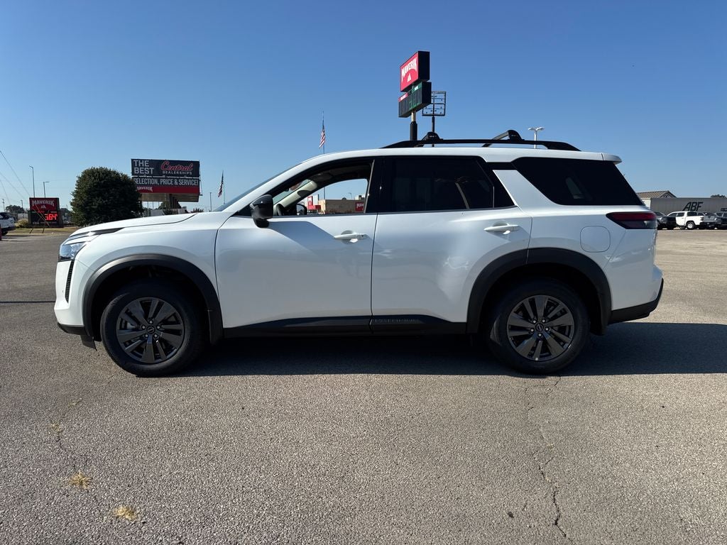 2026 Nissan Pathfinder SV