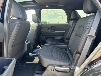 2026 Nissan Pathfinder Rock Creek®