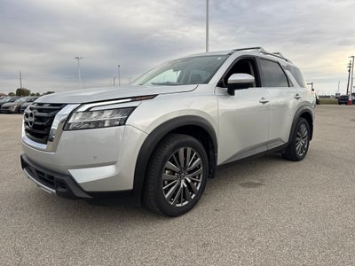 2024 Nissan Pathfinder SL