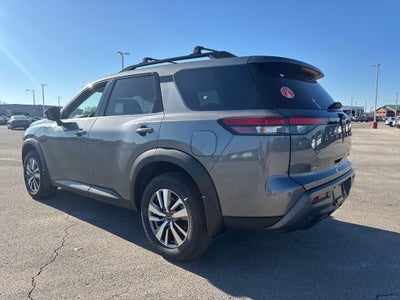 2026 Nissan Pathfinder SL