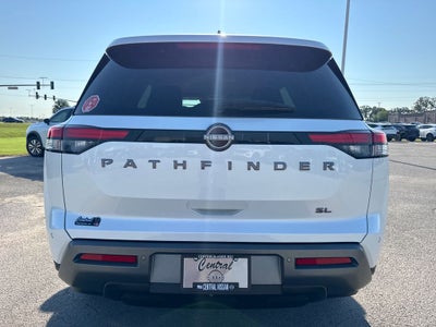 2026 Nissan Pathfinder SL
