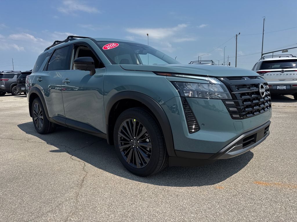 2026 Nissan Pathfinder SL