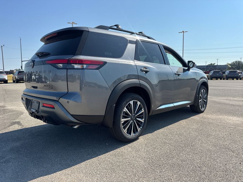 2026 Nissan Pathfinder Platinum