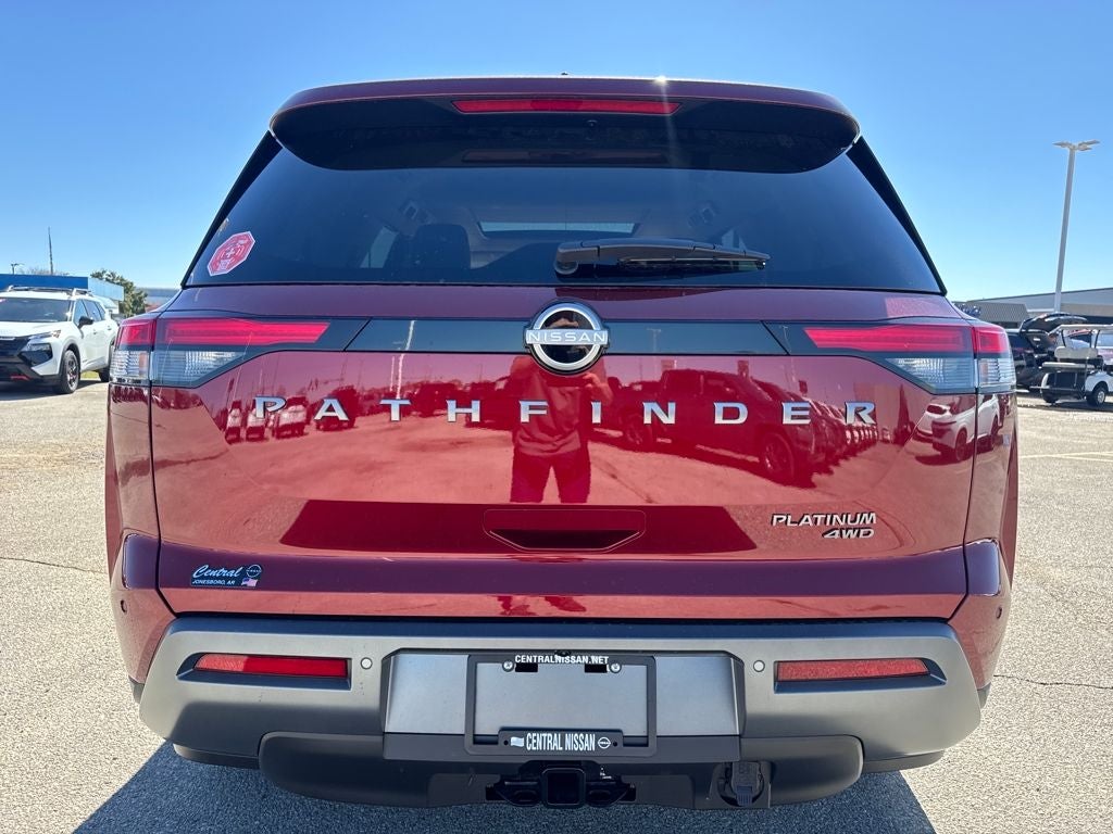2026 Nissan Pathfinder Platinum