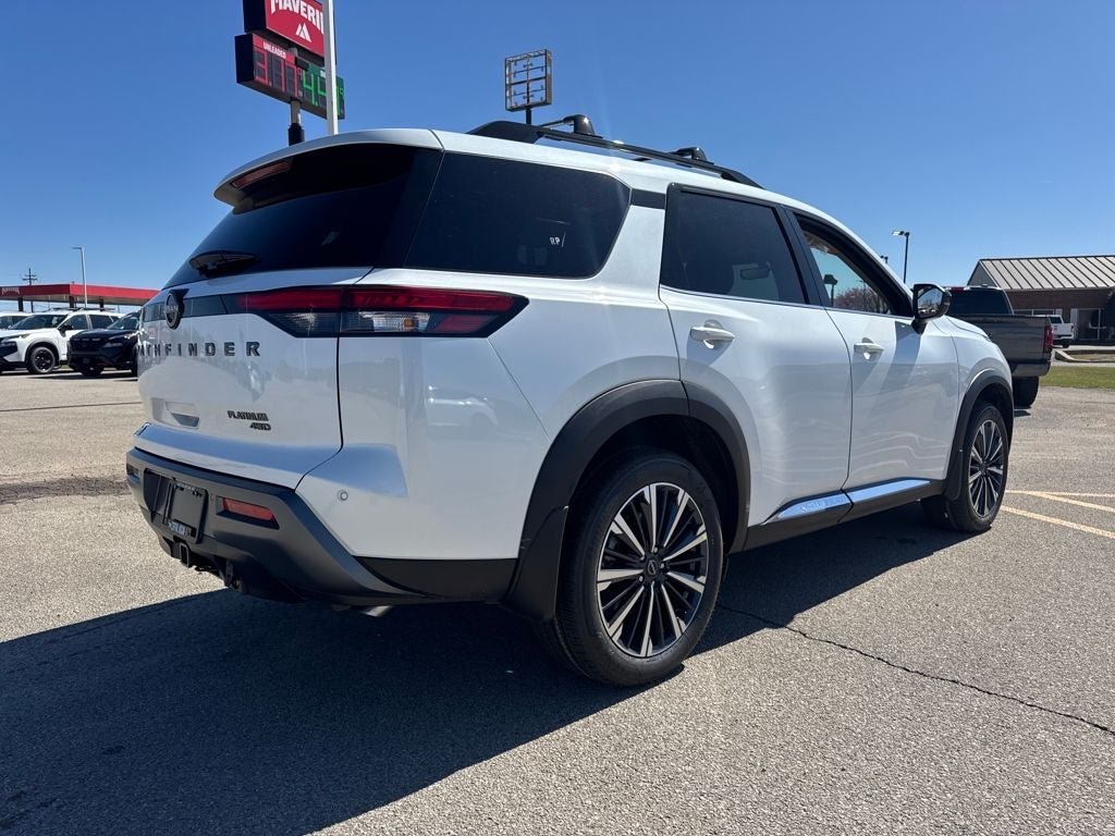 2026 Nissan Pathfinder Platinum