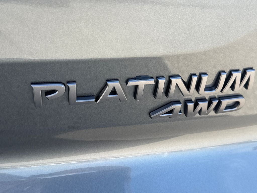 2026 Nissan Pathfinder Platinum