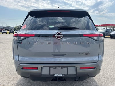 2026 Nissan Pathfinder Platinum