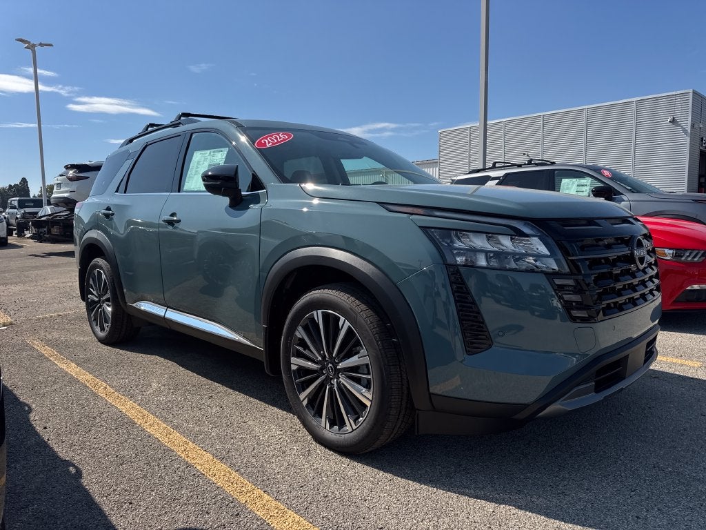 2026 Nissan Pathfinder Platinum