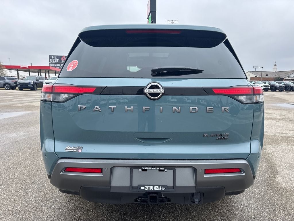 2026 Nissan Pathfinder Platinum