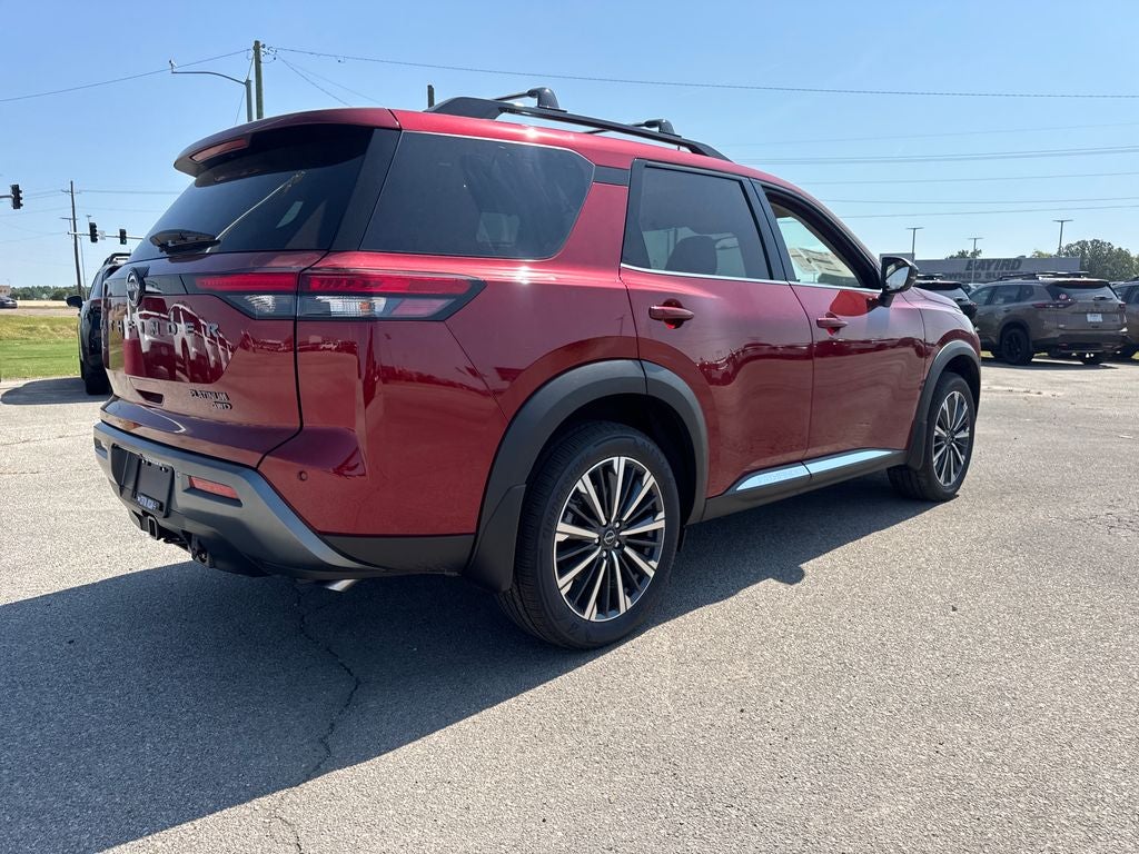 2026 Nissan Pathfinder Platinum