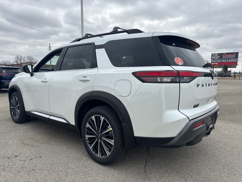 2026 Nissan Pathfinder Platinum