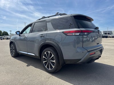 2026 Nissan Pathfinder Platinum