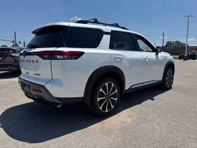 2026 Nissan Pathfinder Platinum